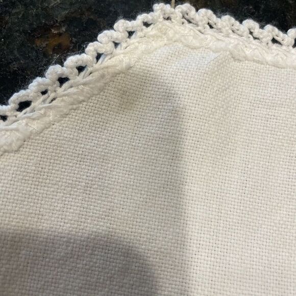 Vintage Embroidered Linen Bread Basket Napkin Flowers in Vibrant Colors 17x16" - Picture 10 of 11